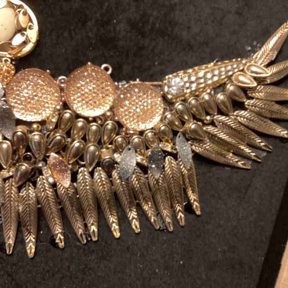 Man cave vintage jewelry handcrafted framed art bird gold tone necklace feathers - Picture 4 of 11